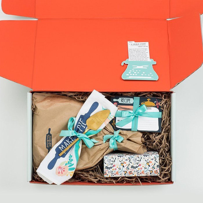 Sweet As Pie Apple Pie Baking Gift Box with Ceramic Pie Dish, Recipe