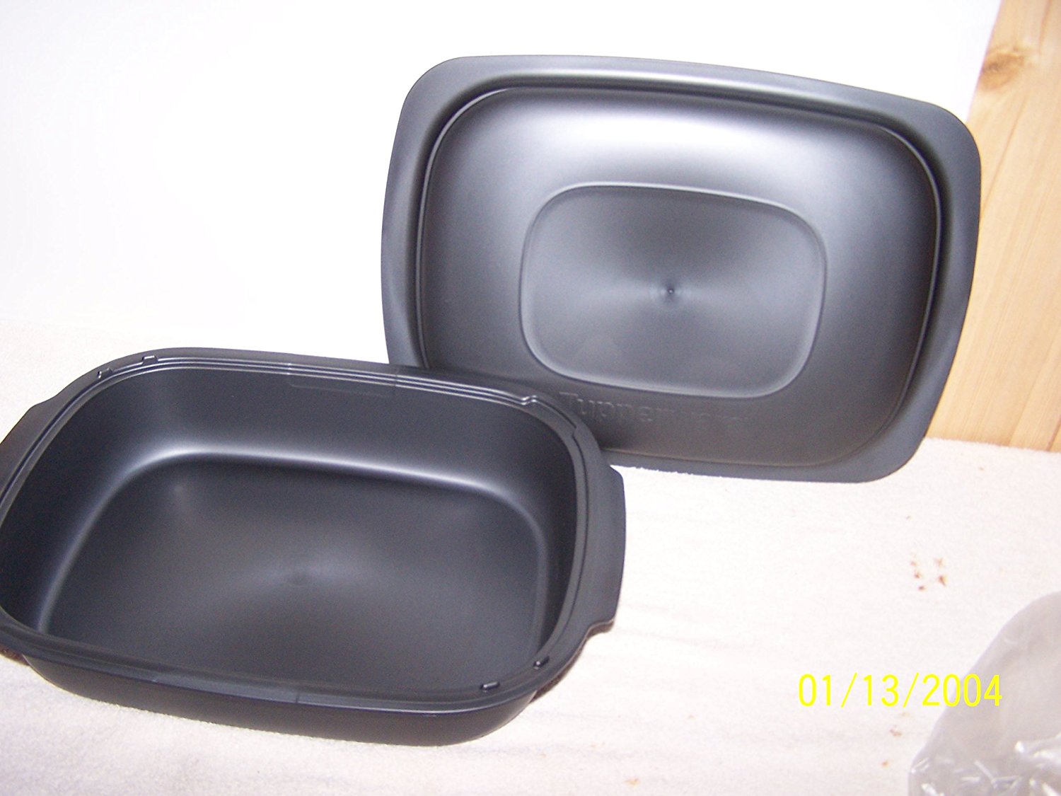 Tupperware UltraPro 3.5qt Lasagna Pan With Cover Cosmos N2 free image