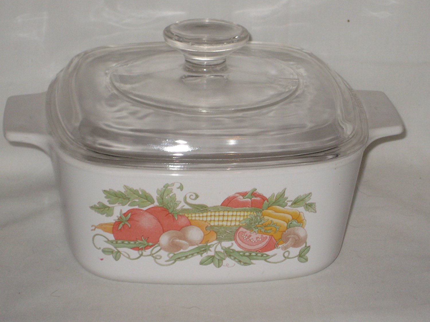 Vintage 199496 Corning Golden Harvest Fruit Pattern 1 1/2 Liter Casserole Baking Dish w/ Lid