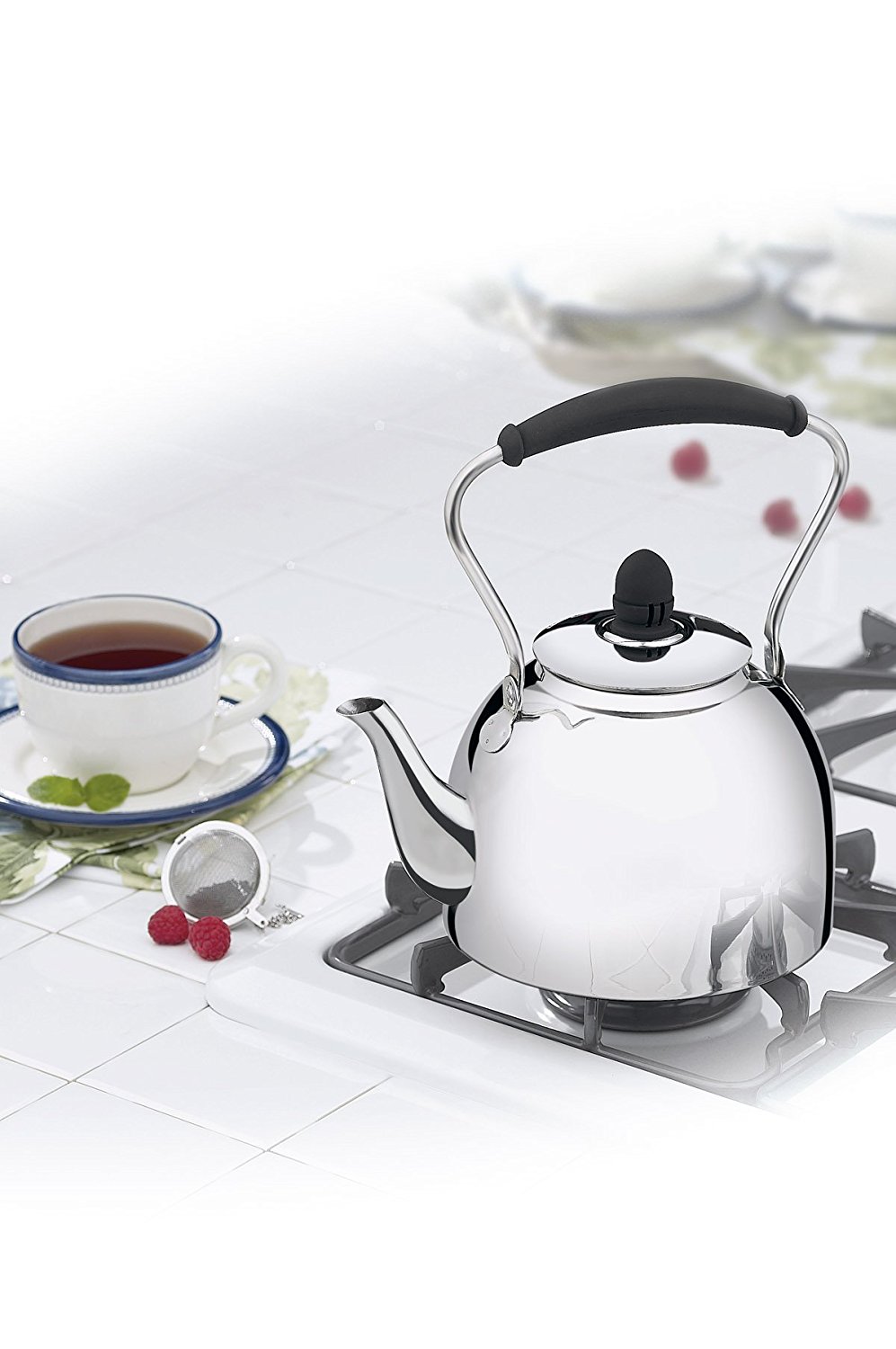Cuisinart BA170 Classic 2Quart Whistling Kettle free image download