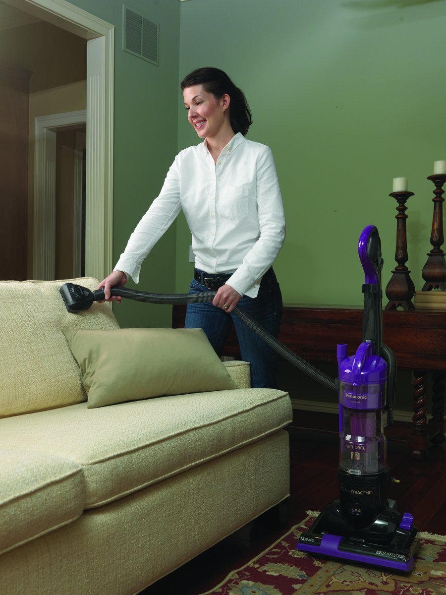 Panasonic "Jet Force Bagless" Upright Vacuum Cleaner MCUL427, Vibrant