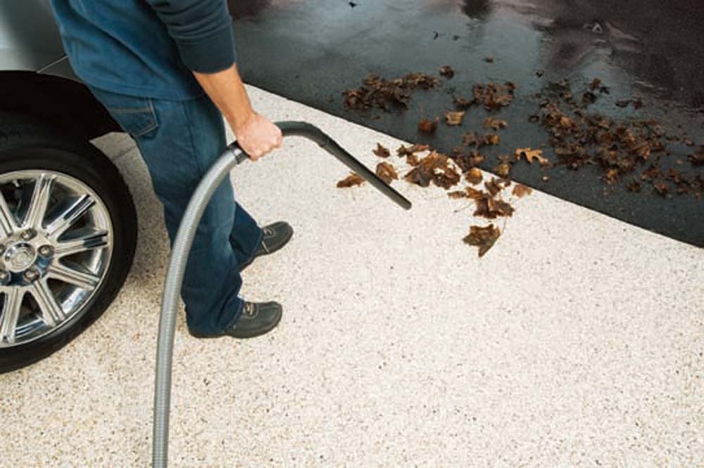 BISSELL Garage Pro Wet/Dry Vacuum Complete WallMounting System, 18P03