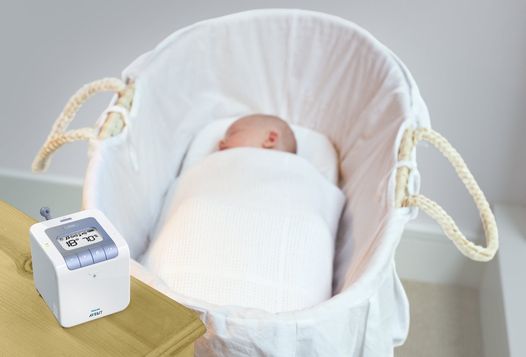 Philips AVENT Baby Monitor with Temperature and Humidity Sensors and