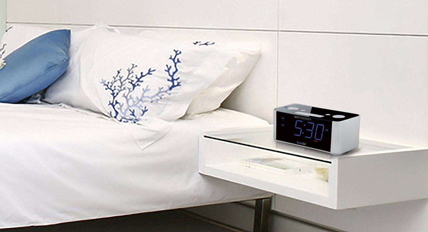 Emerson SmartSet Alarm Clock Radio (CKS1800) free image download