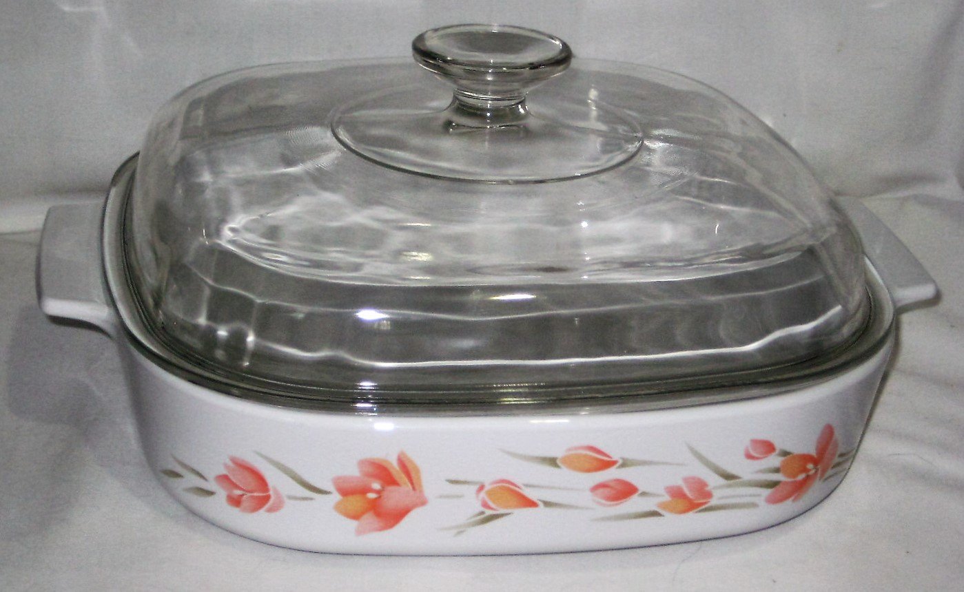 Corning Peach Floral 2.5 Quart Casserole Baking Dish w/ Clear Glass Lid