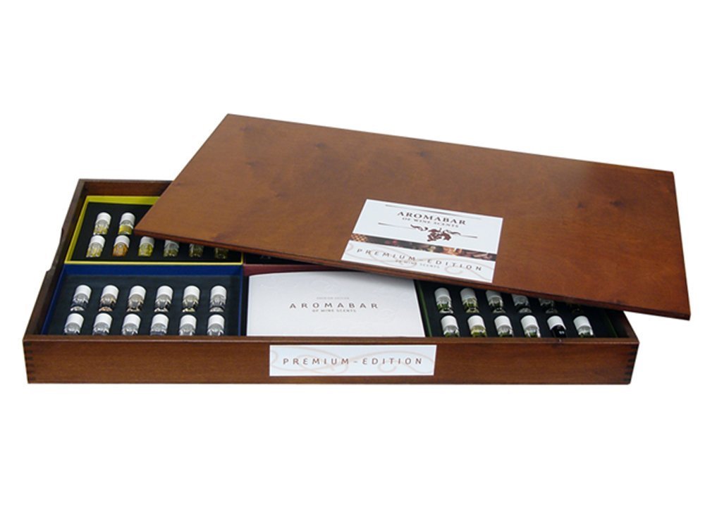 Vinotemp VNTEP60AROMAWB 60 Piece Premium Collection Wine Essence Kit