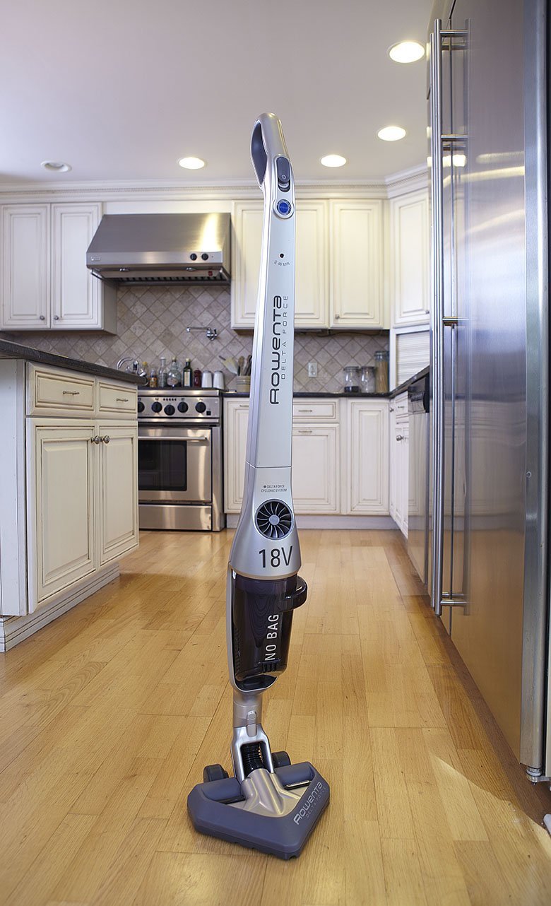 Rowenta RH8548 Delta Force Lightweight Cordless Bagless Cyclonic Energy