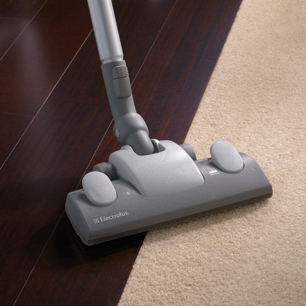 El6986a Electrolux Ultrasilencer Canister Vacuum Set) w