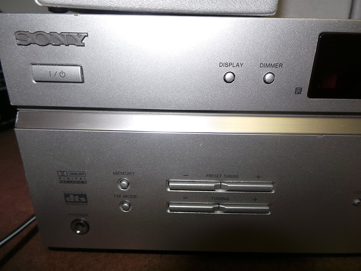 Sony STRK660P Digital A/V Receiver (AMFM) Complete Surround Sound