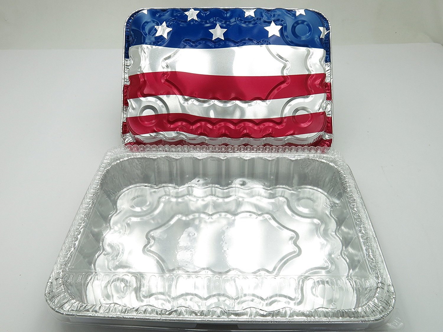 Disposable/ Reusable 13 x 9 x 2" American Flag Cake Pans w/ Clear Dome