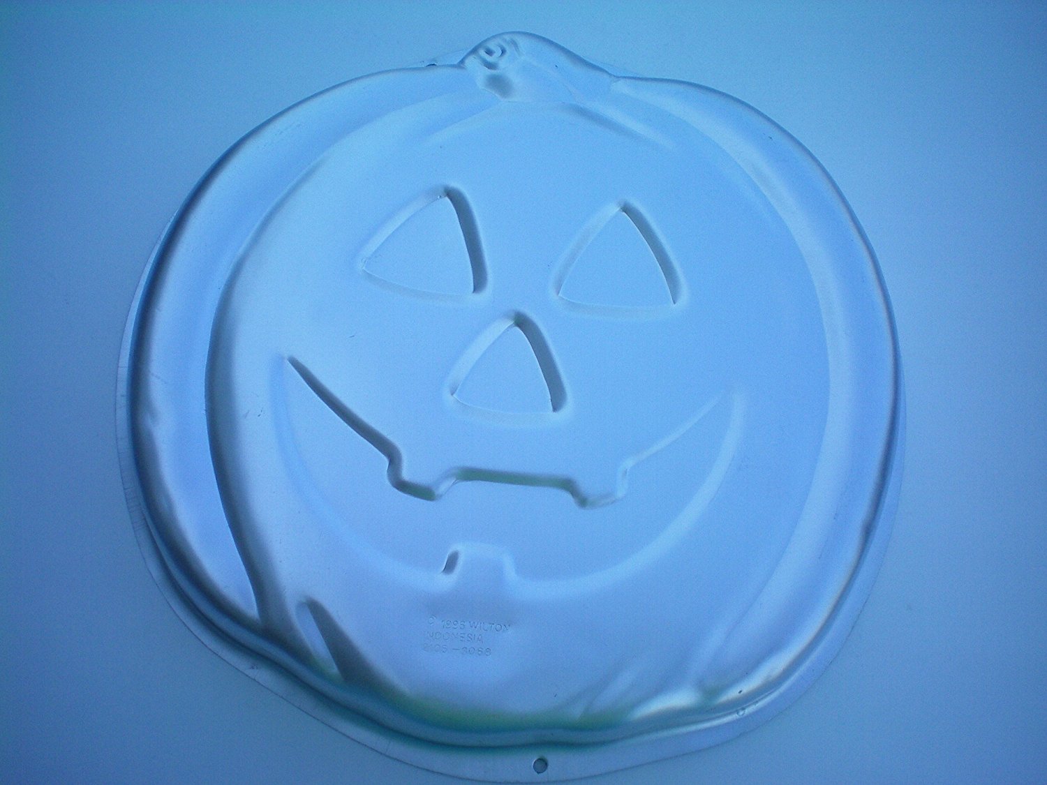 Wilton Halloween Jack o' Lantern Pumpkin Cake Pan ?RETIRED as