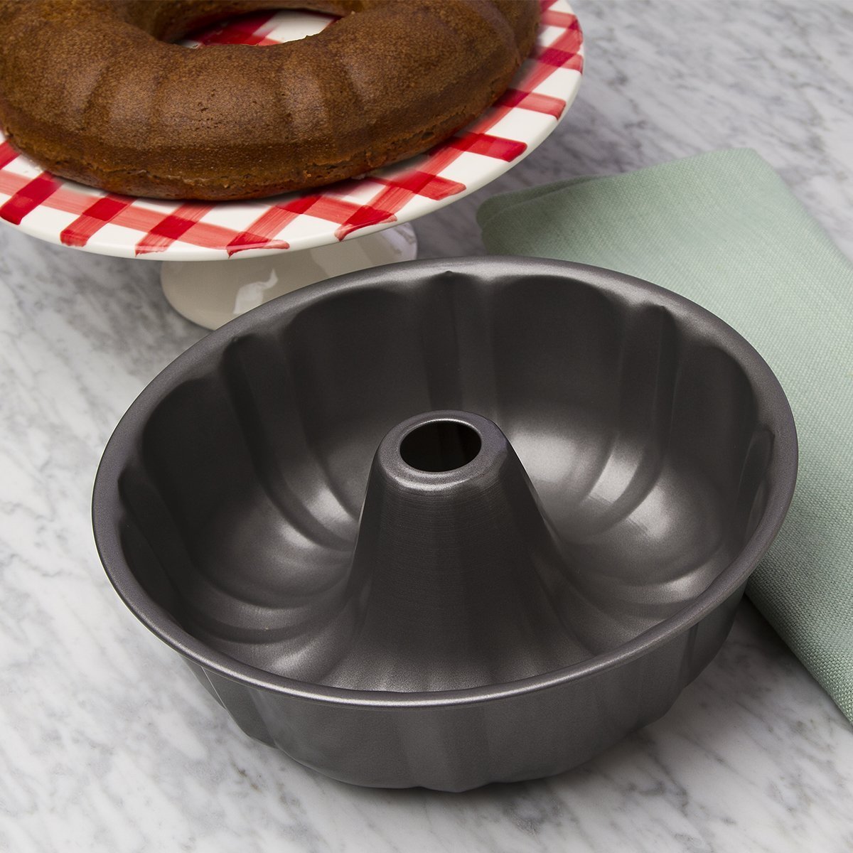 Ecolution Bakeins Bundt Cake Pan PFOA, BPA, and PTFE Free NonStick