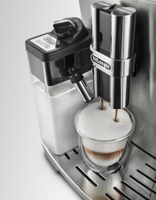 Delonghi ECAM28465M Prima Donna Fully Automatic Espresso Machine with latte Crema System, Silver