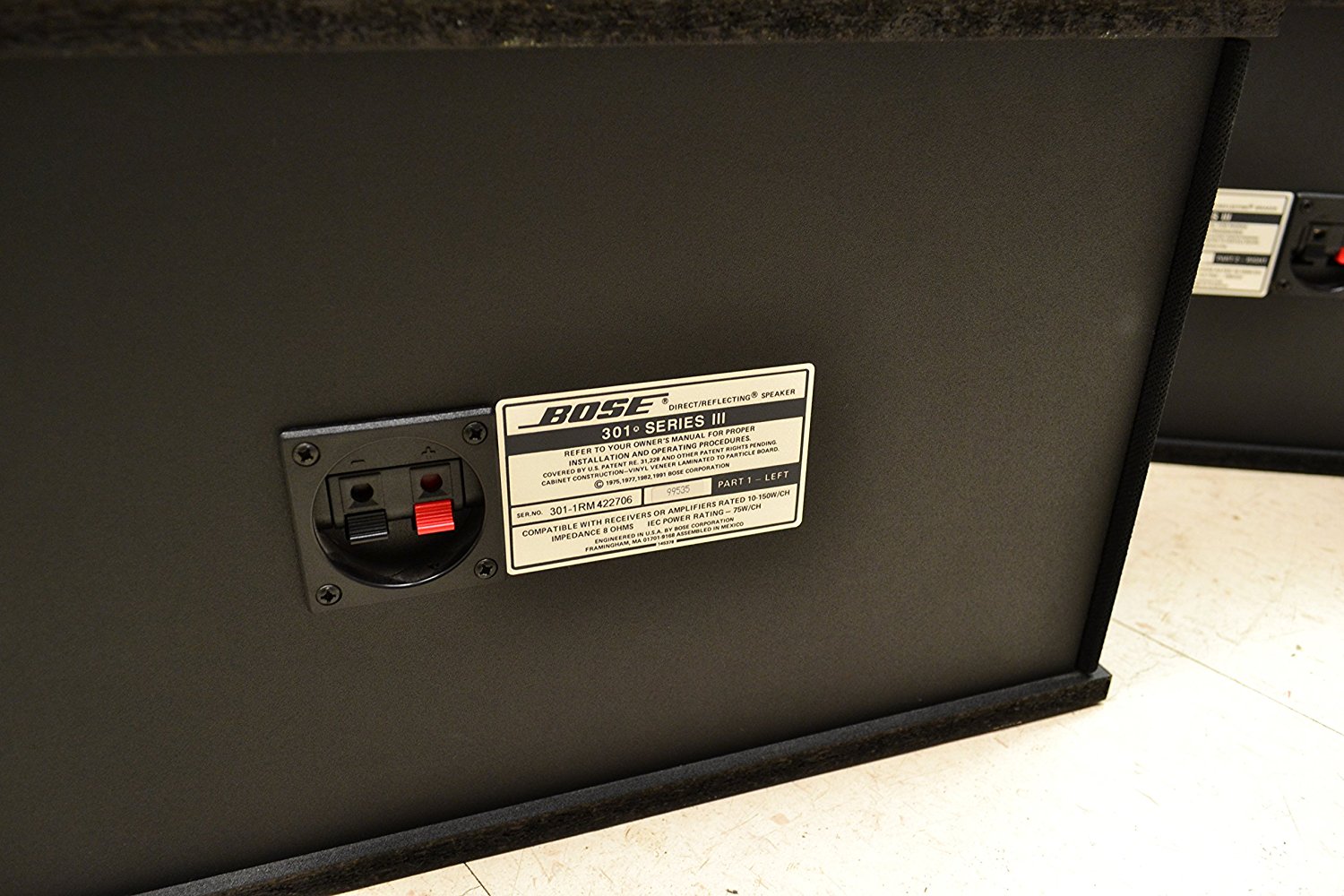 BOSE 301 Series III DirectReflecting Black Bookshelf Speaker N2 free