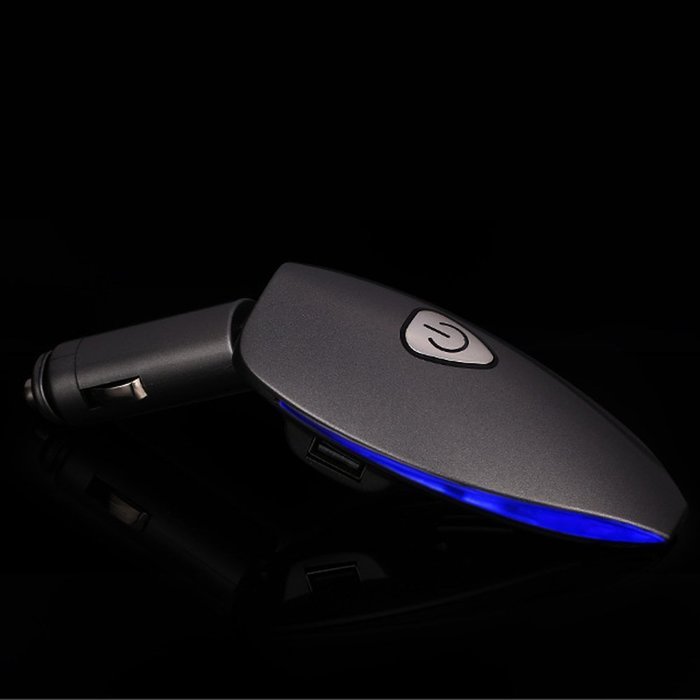 Car air purifier in addition to charging Dual USB car smoke purifier