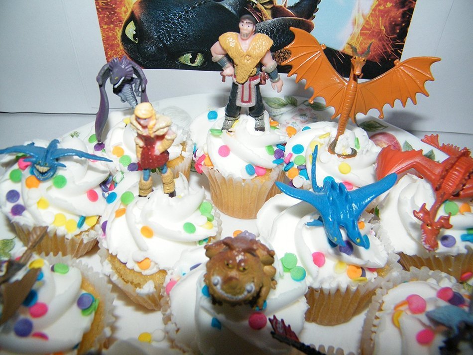 How to Train Your Dragon Set of 12 Figure Cake Toppers / Cupcake Party