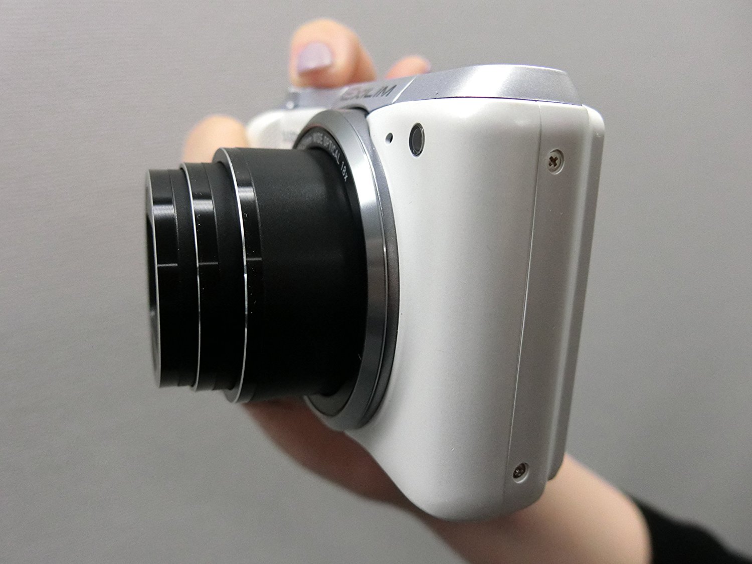 Casio EXILIM High Speed EXZR850 EXZR850WE (White) Digital Camera with