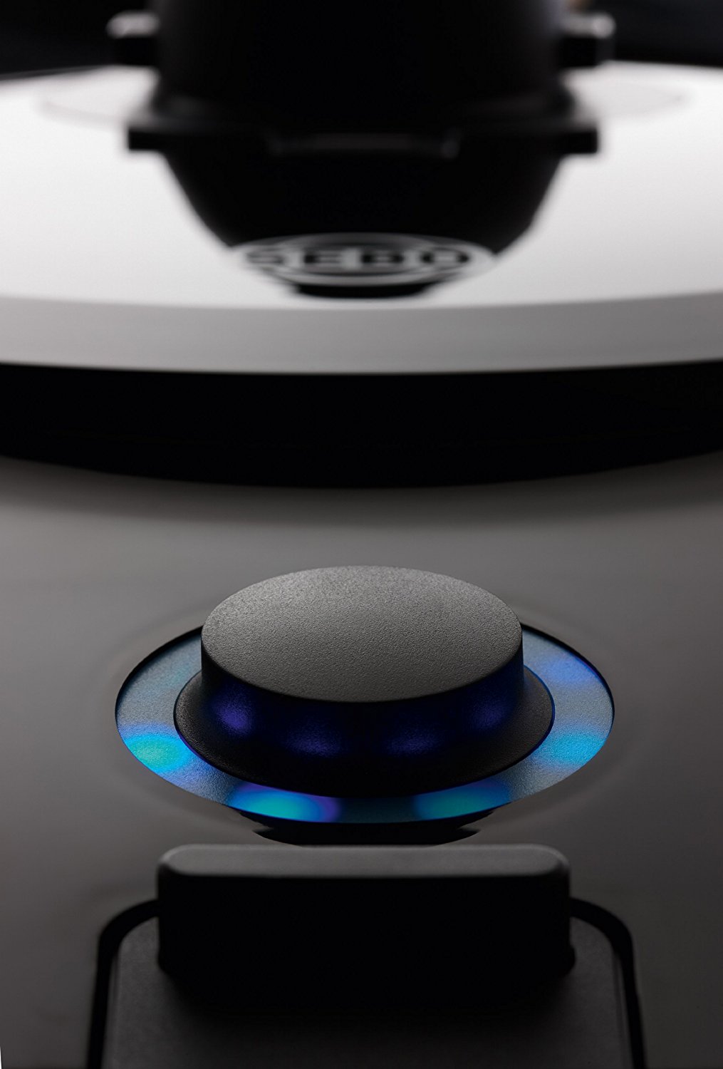 SEBO 90640AM Airbelt D4 Premium Canister Vacuum with ET1 Powerhead