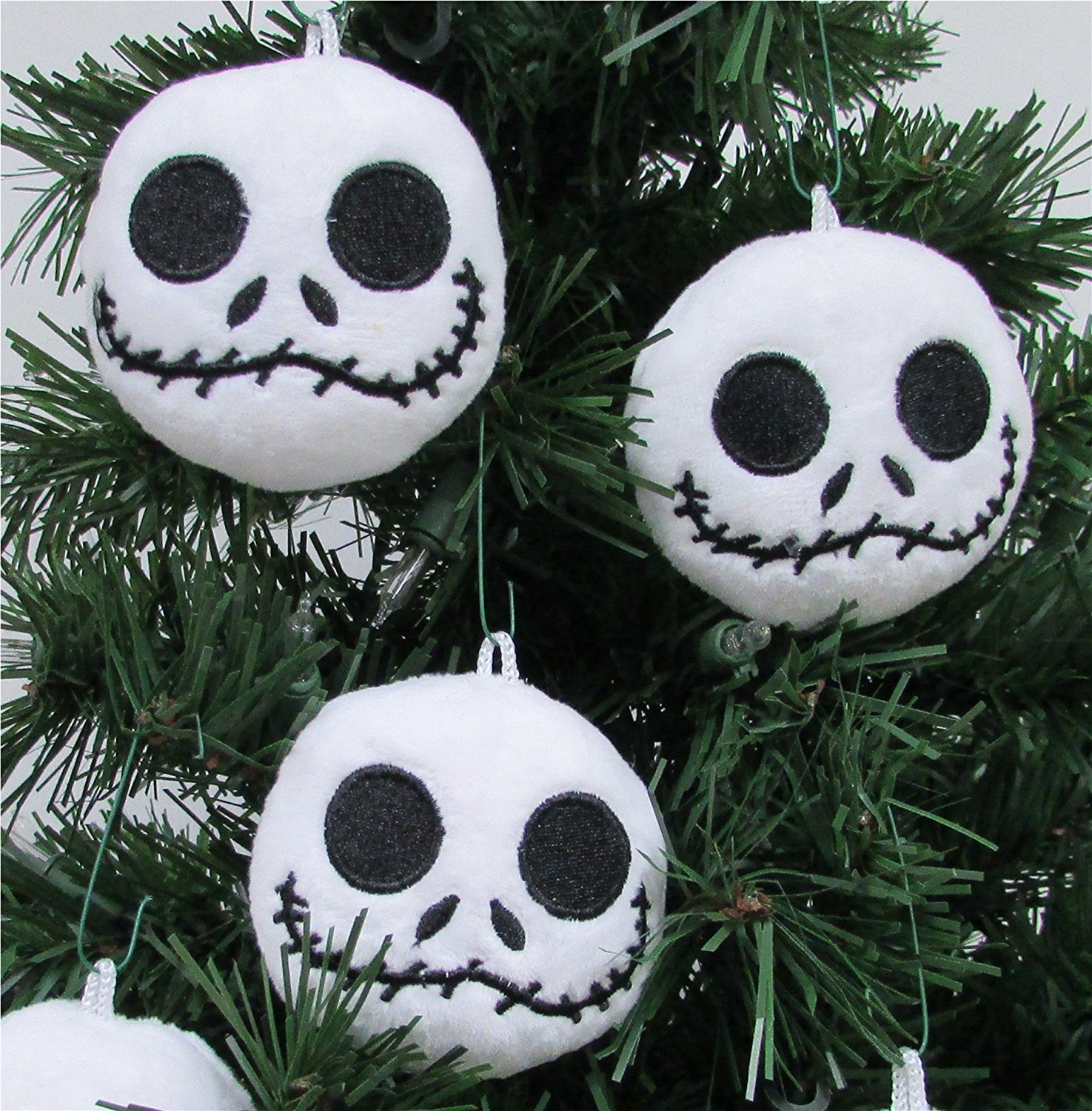 NIGHTMARE BEFORE CHRISTMAS Plush Ornament Set Featuring 6 Jack