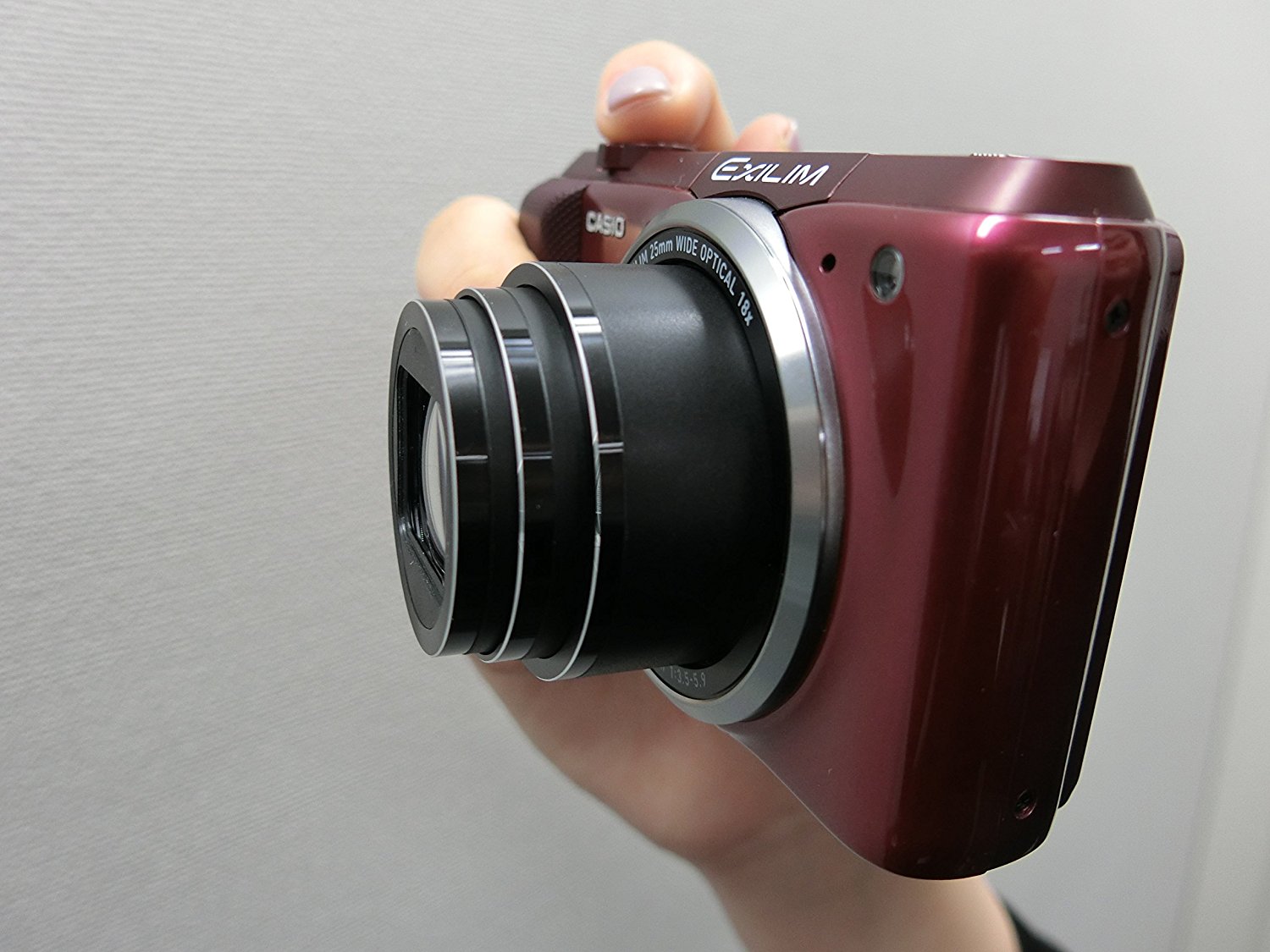 Casio EXILIM High Speed EXZR850 EXZR850RD (Red) Digital Camera with 16