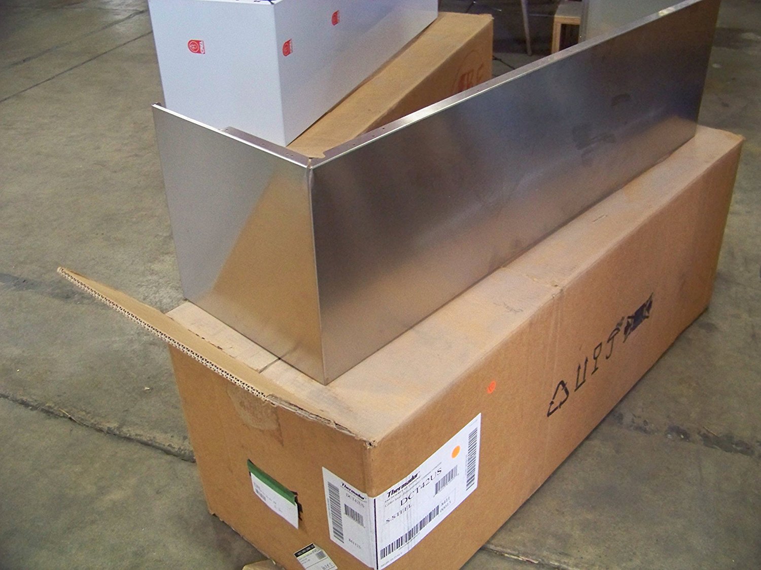 Thermador DCT42US Duct Cover 12 in. H 42 in. W For Vent Hoods N6 free