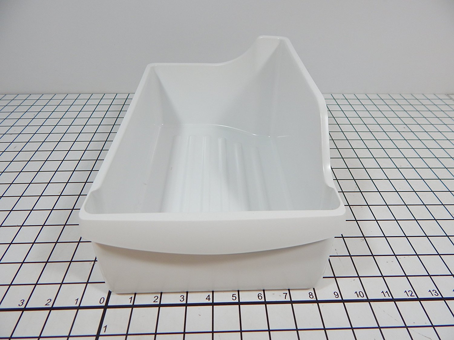 Frigidaire Ice Maker for Top Mount Refrigerator Item 330487 Model IMQCT