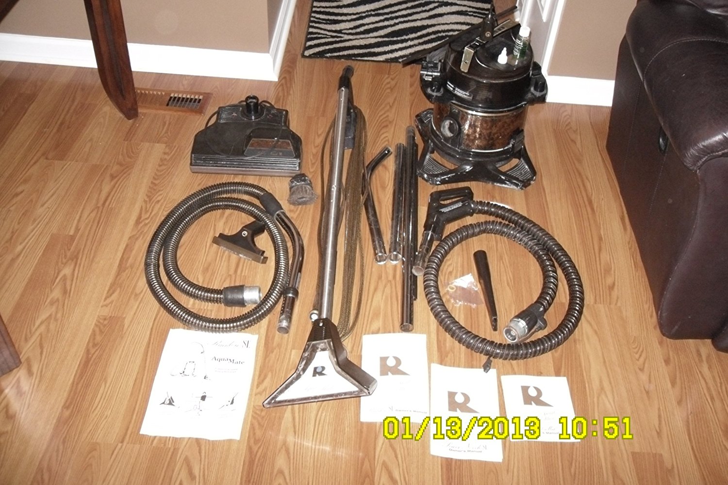 Rainbow SE Canister BagLess Pet Vacuum with Aquamate Carpet Upholstrey Cleaner N4 free image