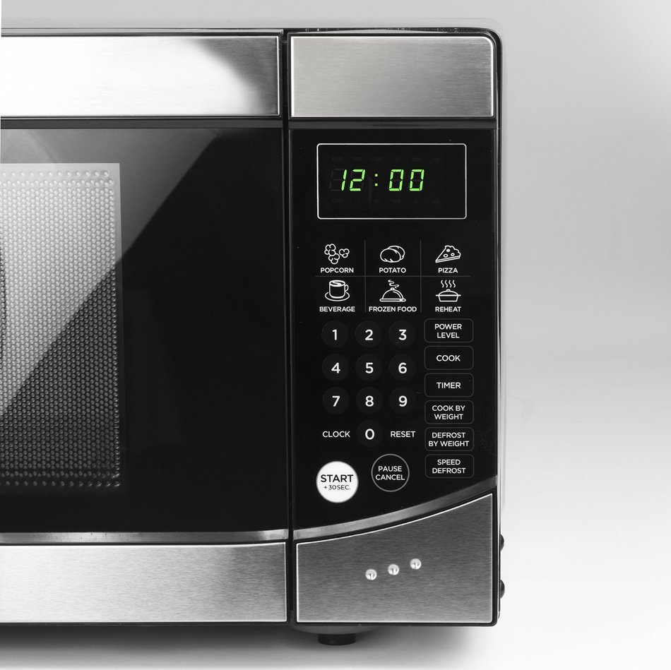 Westinghouse WM009 900 Watt Counter Top Microwave Oven, 0.9 Cubic Feet