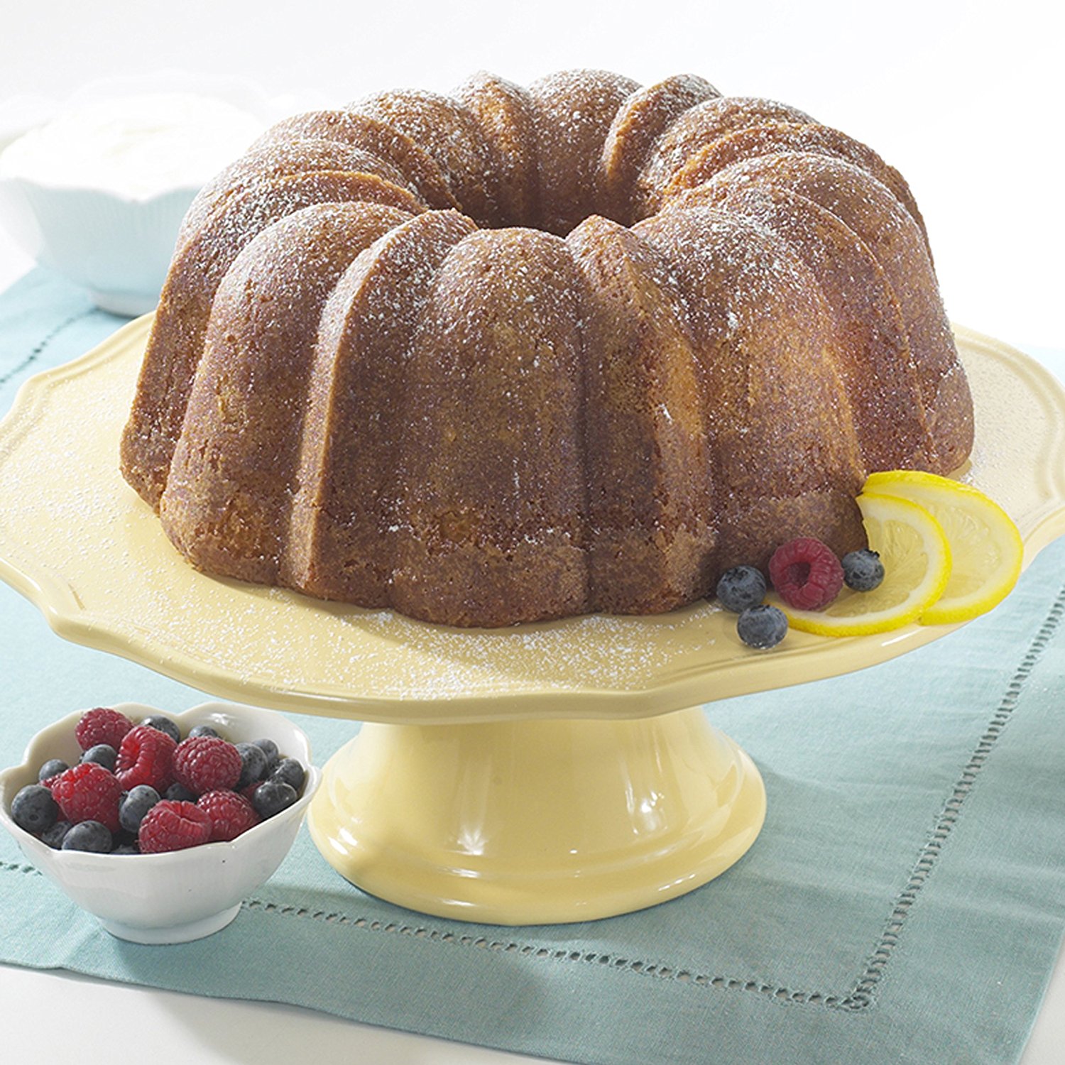 Nordic Ware Commercial Original Bundt Pan with Premium NonStick