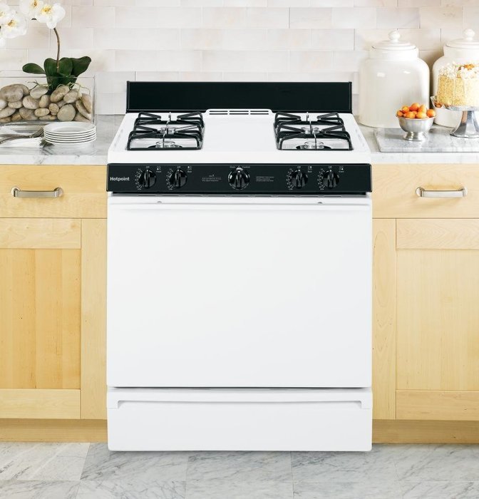 HOTPOINT RANGES, OVENS & COOKTOPS 160642 30" 4.8 Cu.ft. FreeStanding