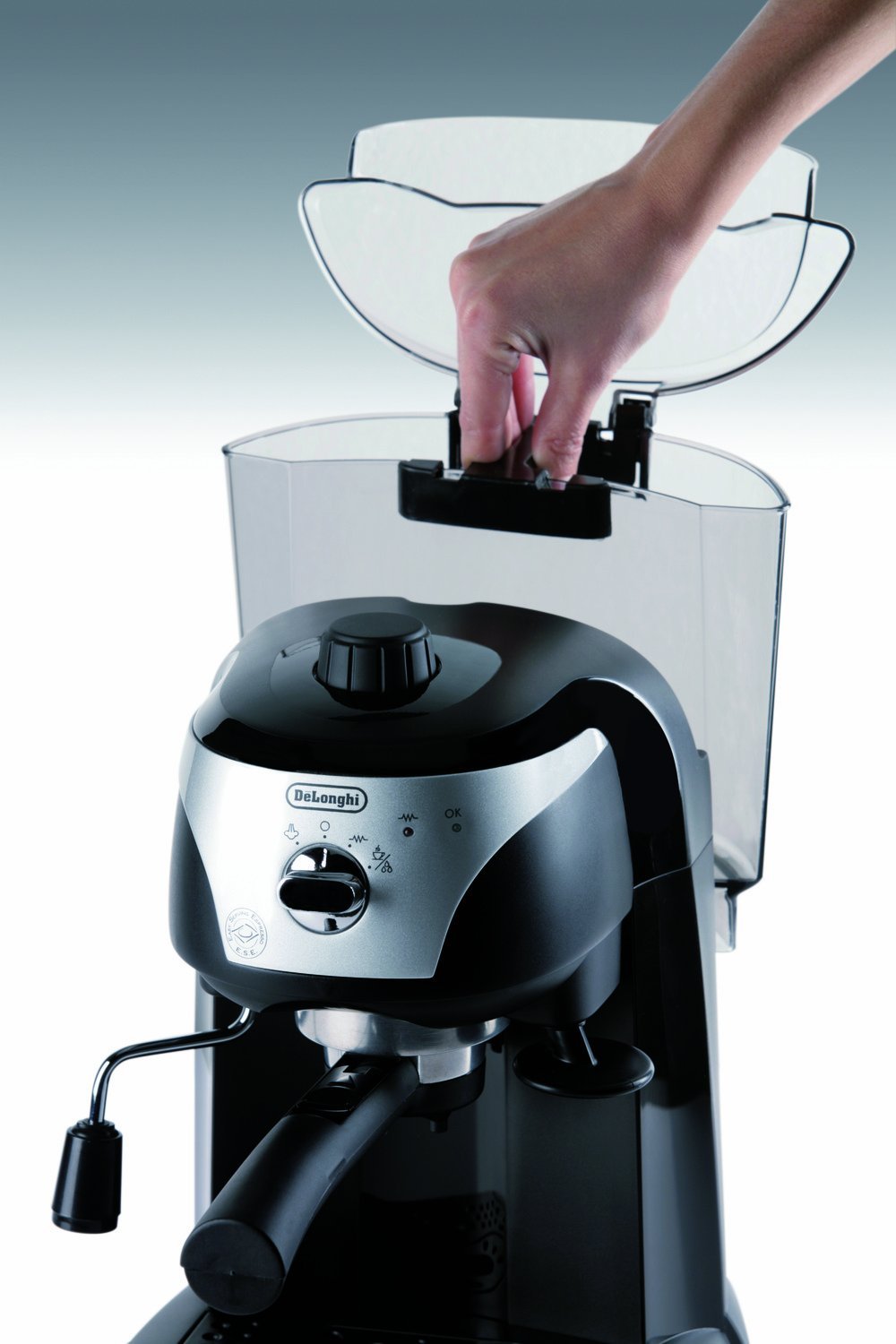 De'Longhi EC220b 15Bar Pump Driven Espresso Maker N5 free image download