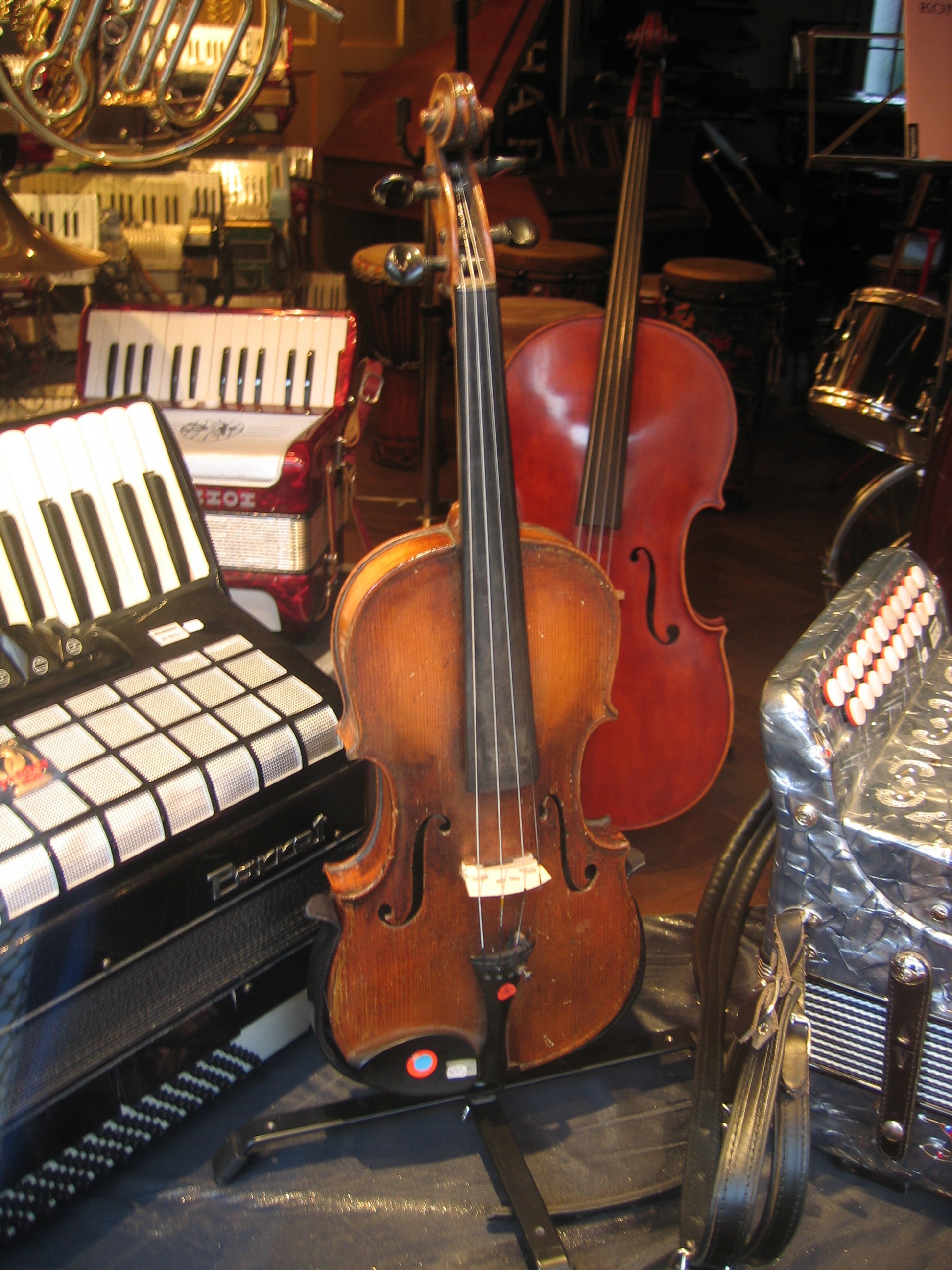 Store with musical instruments in it free image download