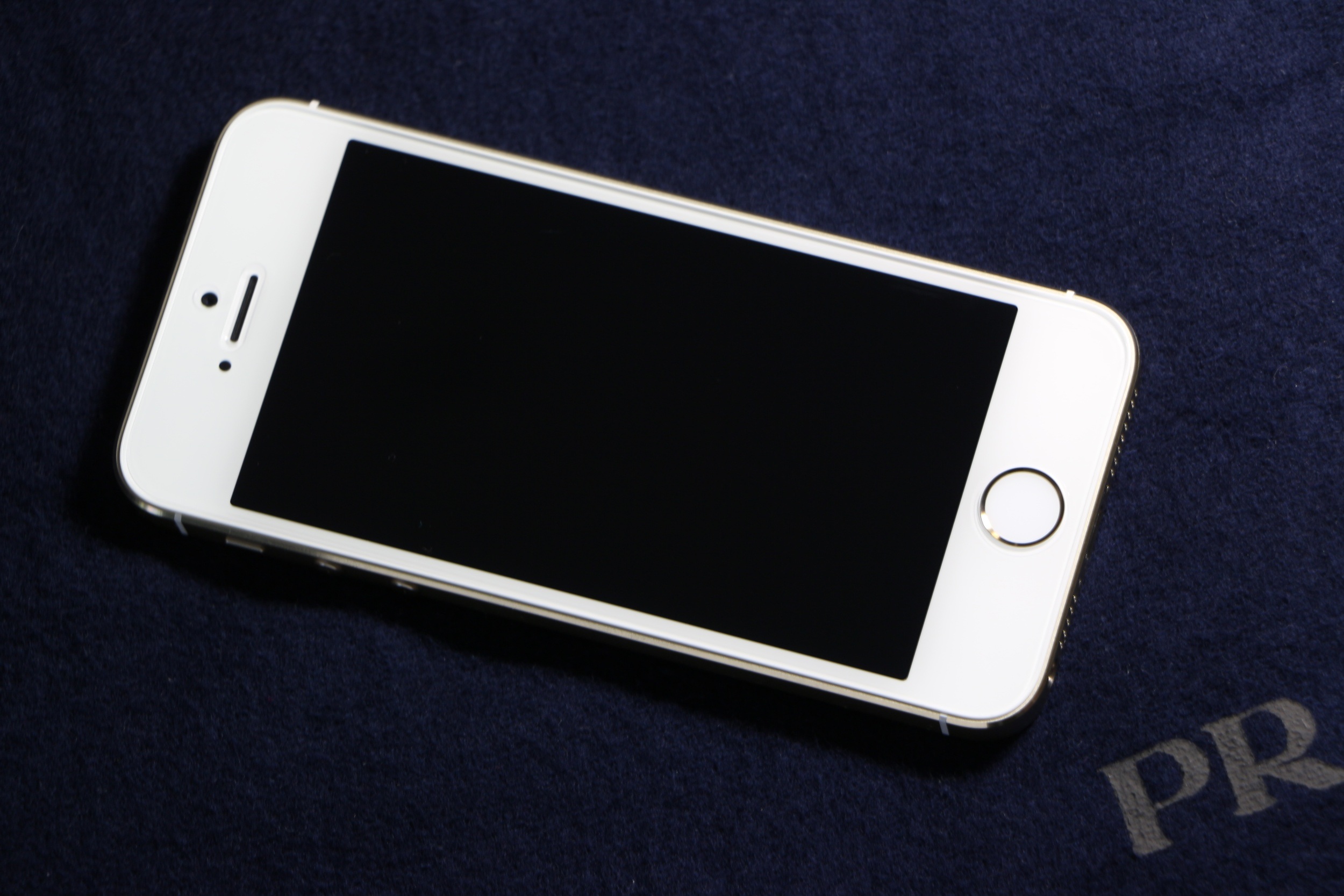 White iphone 5s free image download