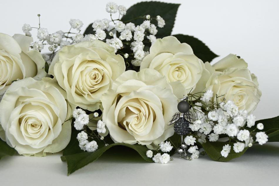 White Roses Flowers bouquet free image download