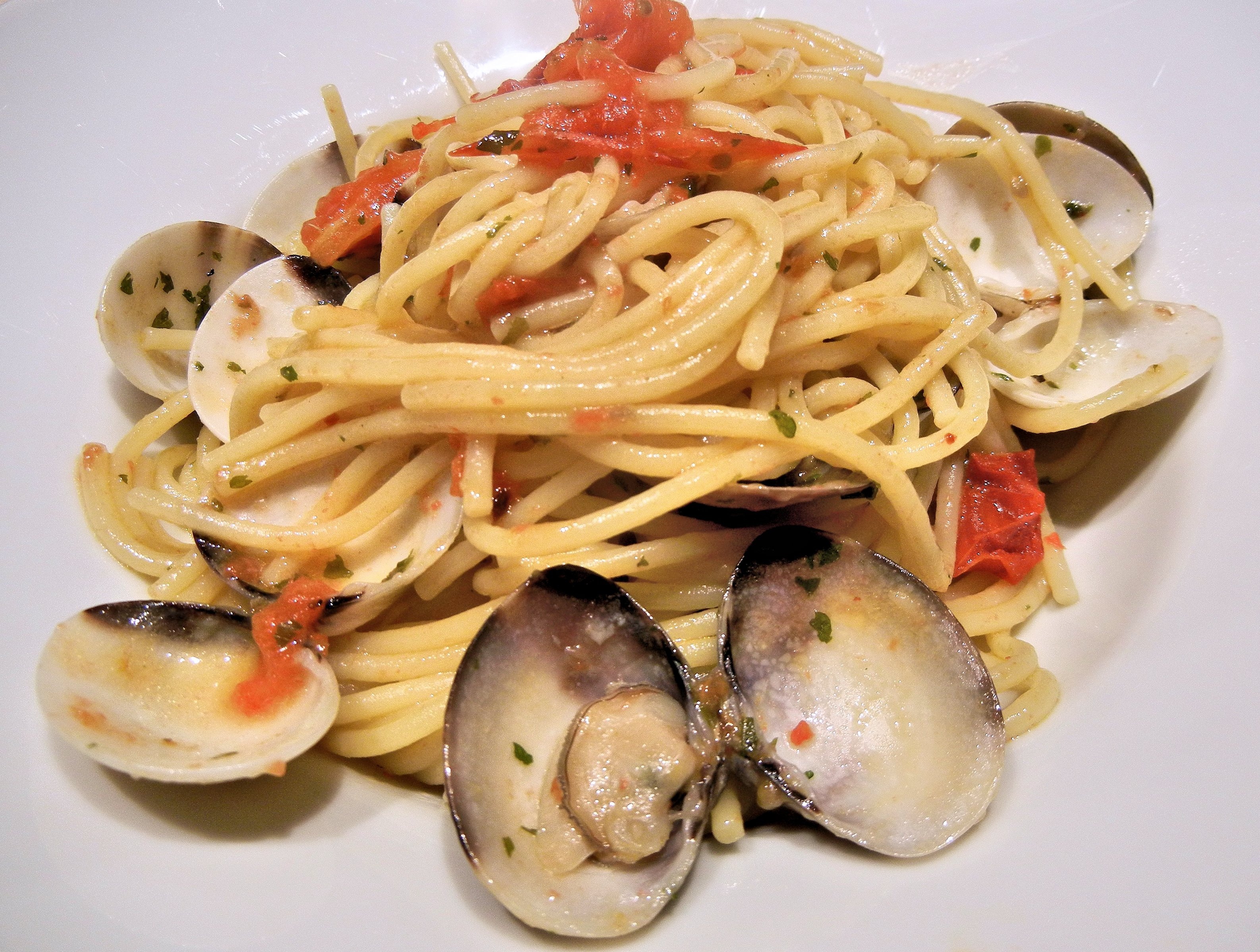 Clams Spaghetti Tomatoes Olive free image download