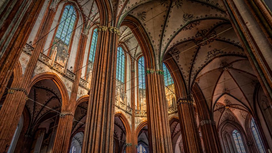 Gothic church round arches free image download