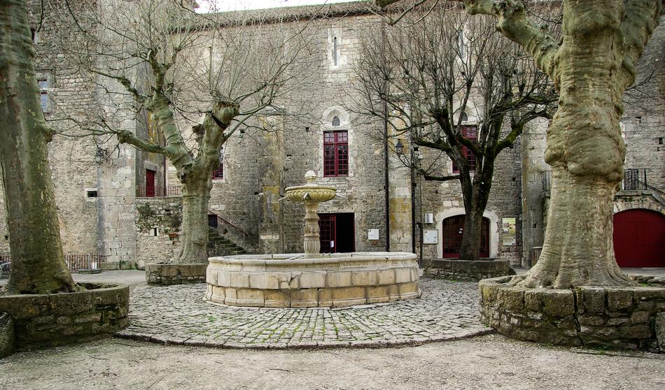 Stone fountain in medieval village, france, SainteEulaliedeCernon