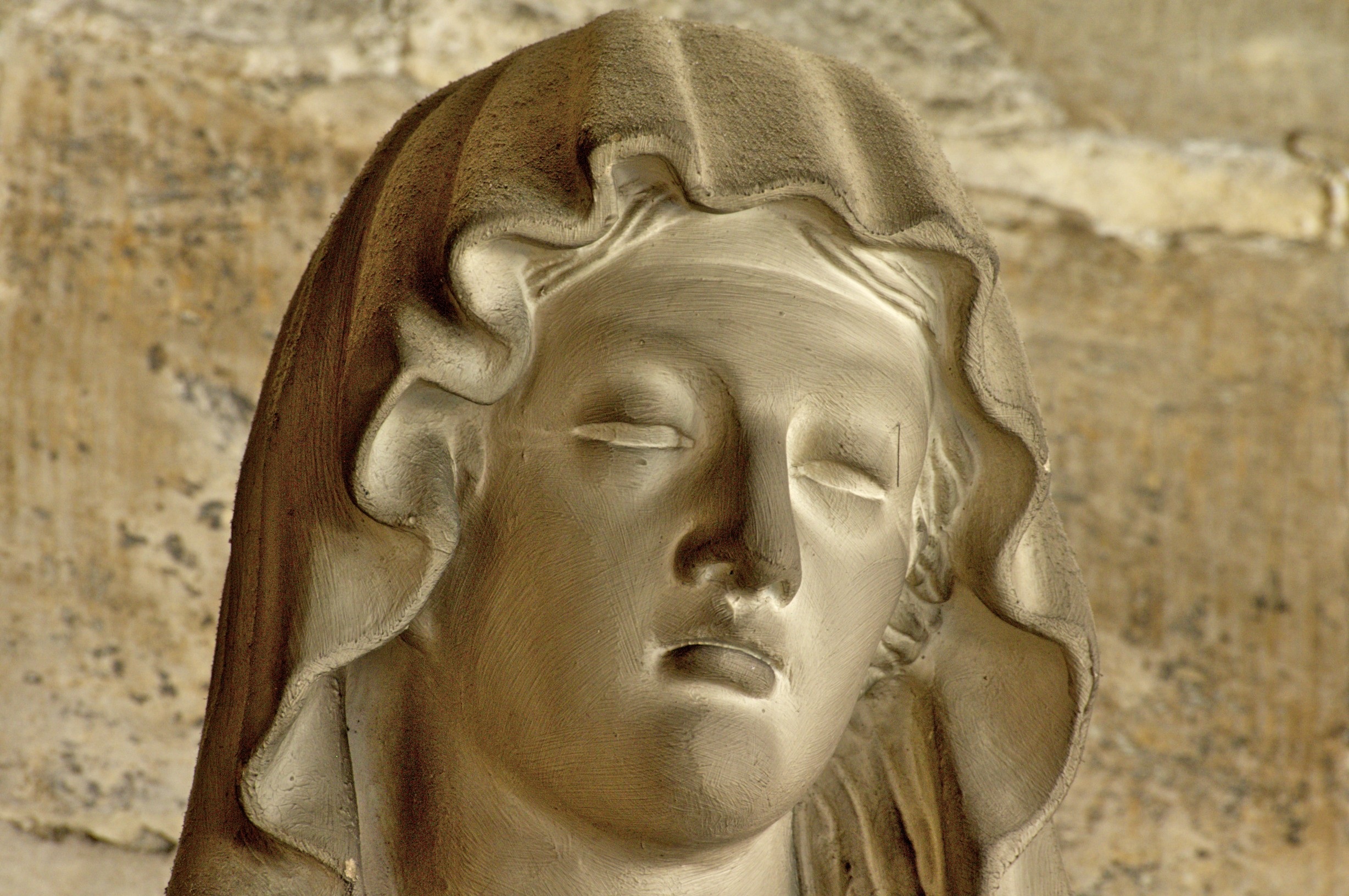 Statue in Church Saint Germain free image download