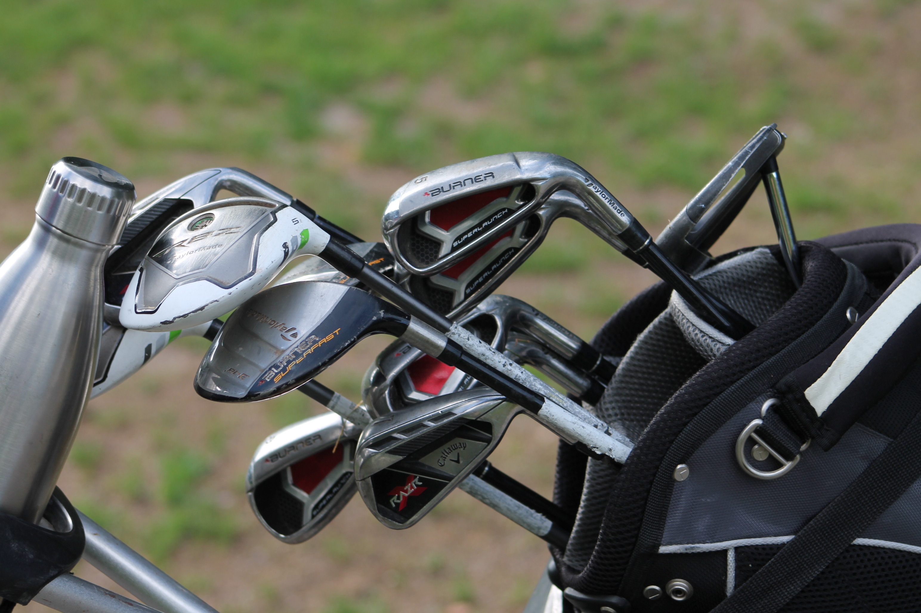Golf Clubs in golf bag close up free image download