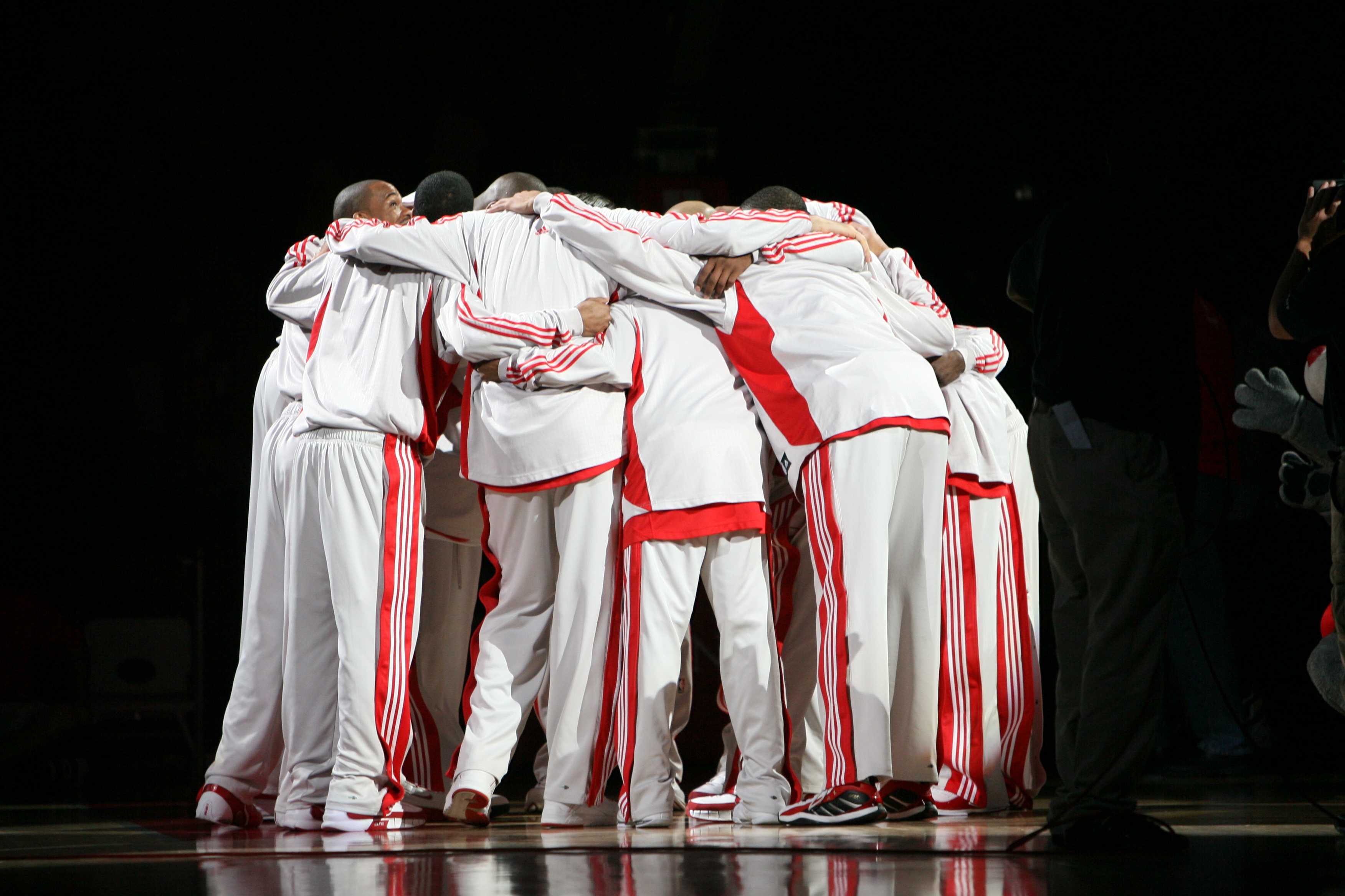 Basketball Team Huddle free image download
