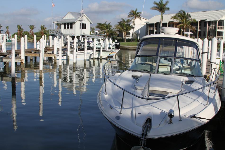 Captiva Island Harbor Marina boat free image download