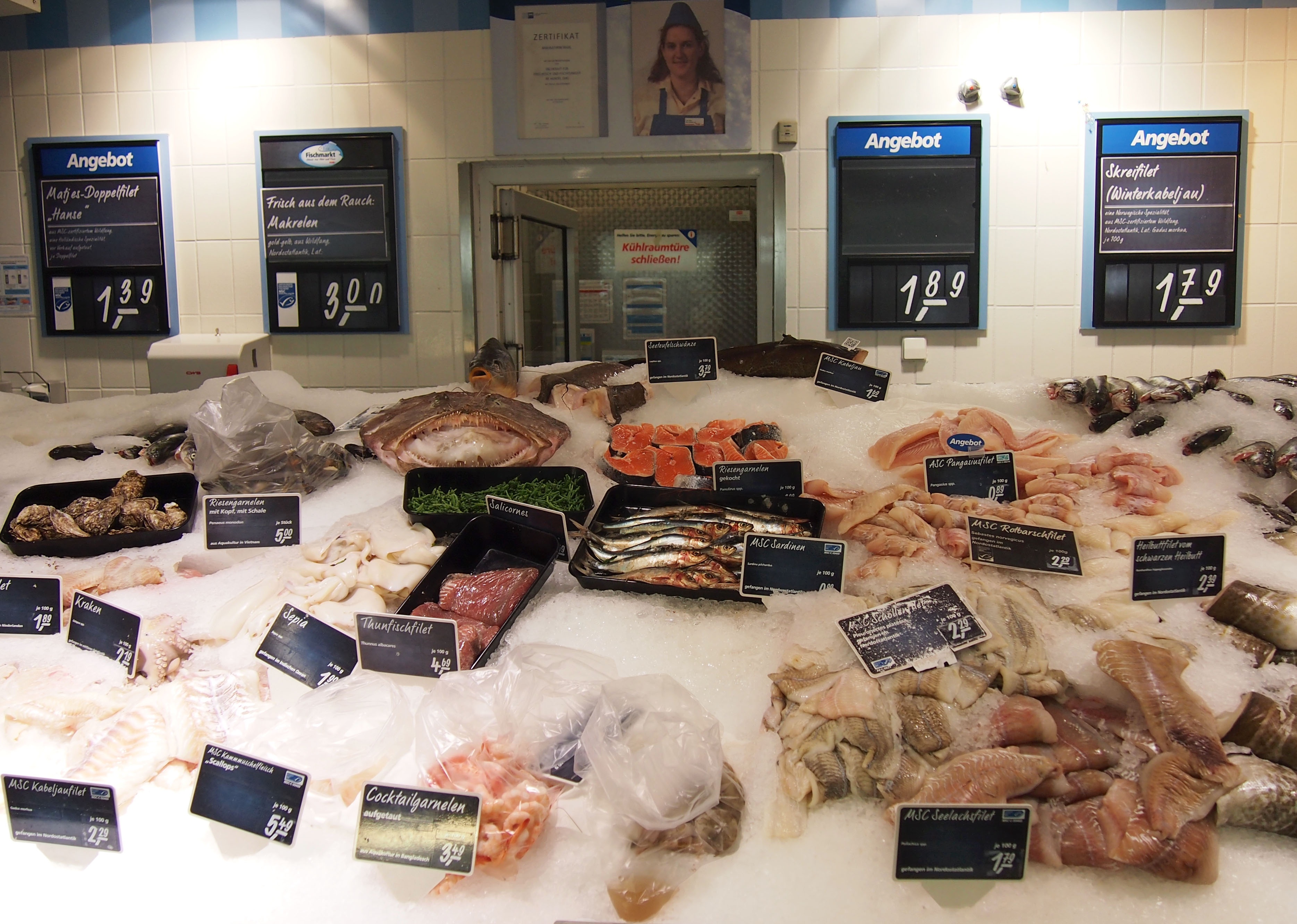 Fish Counter Supermarket free image download