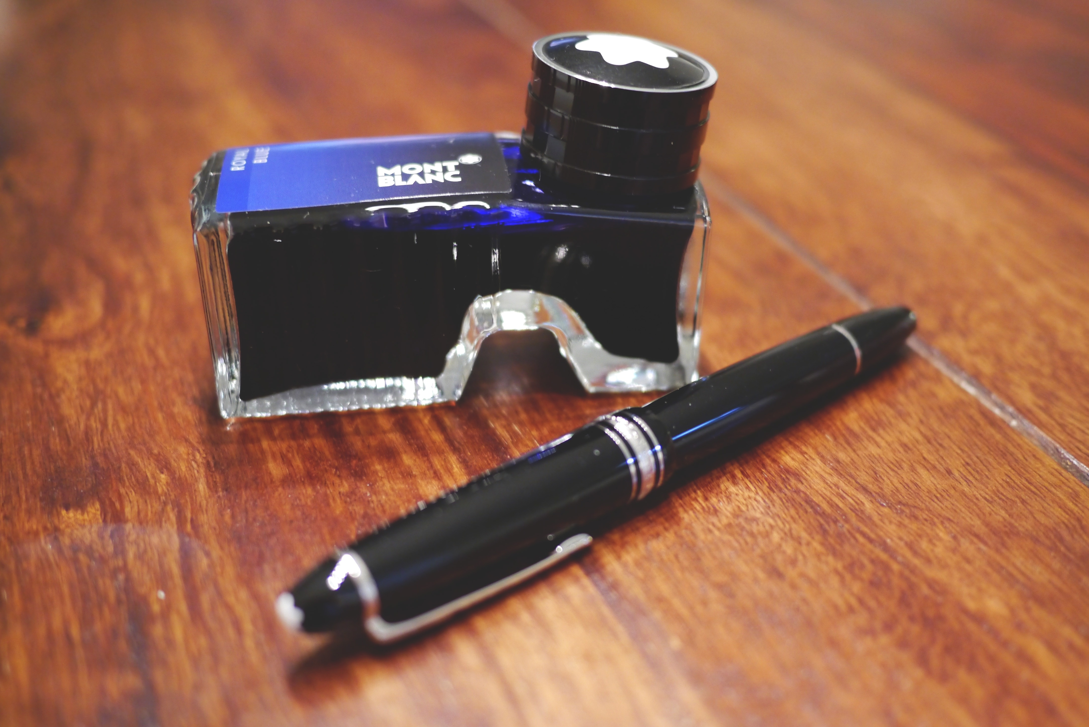 Fountain Pen Ink Mont Blanc free image download