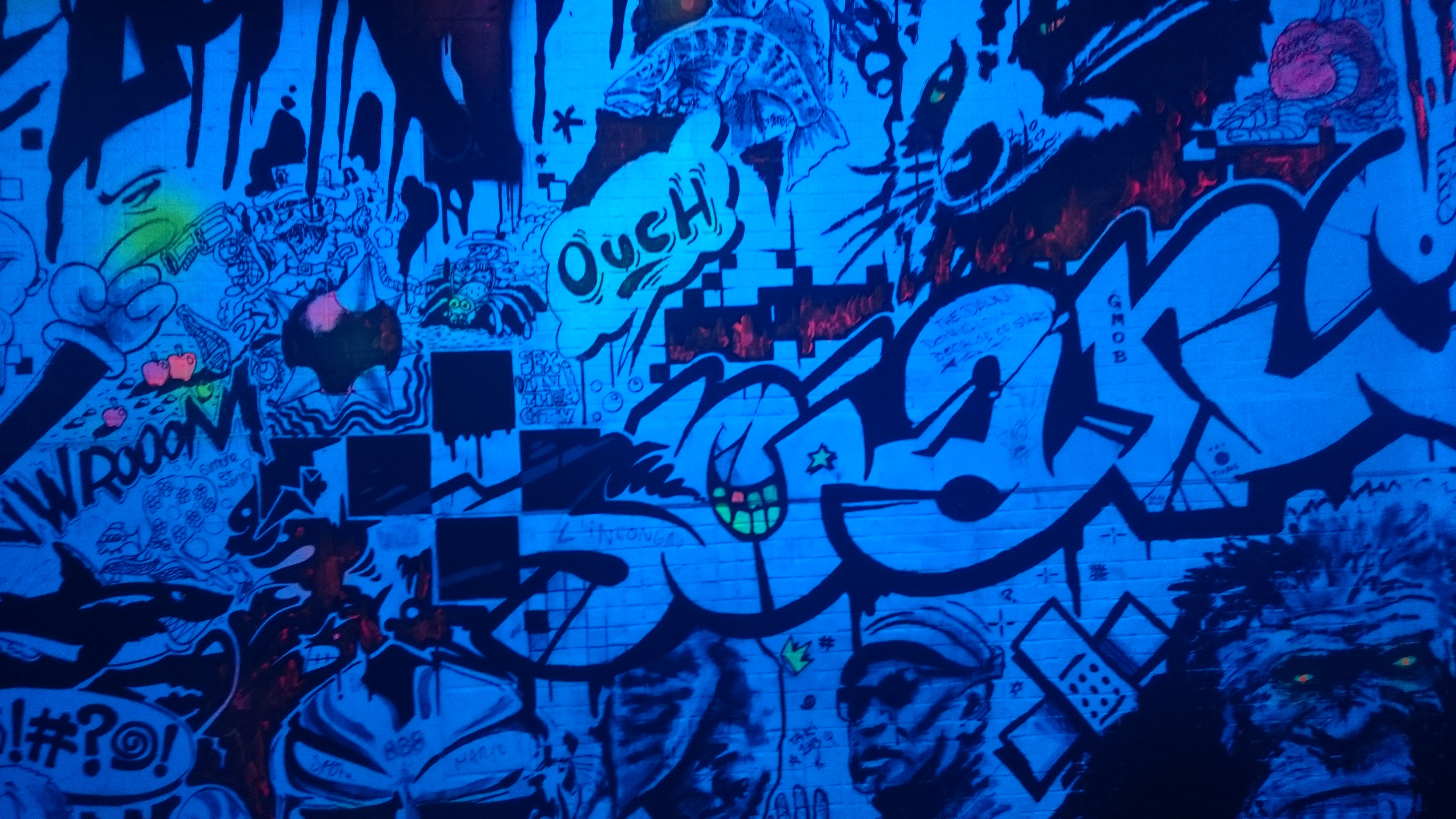 Graffiti Bathroom Montreal free image download