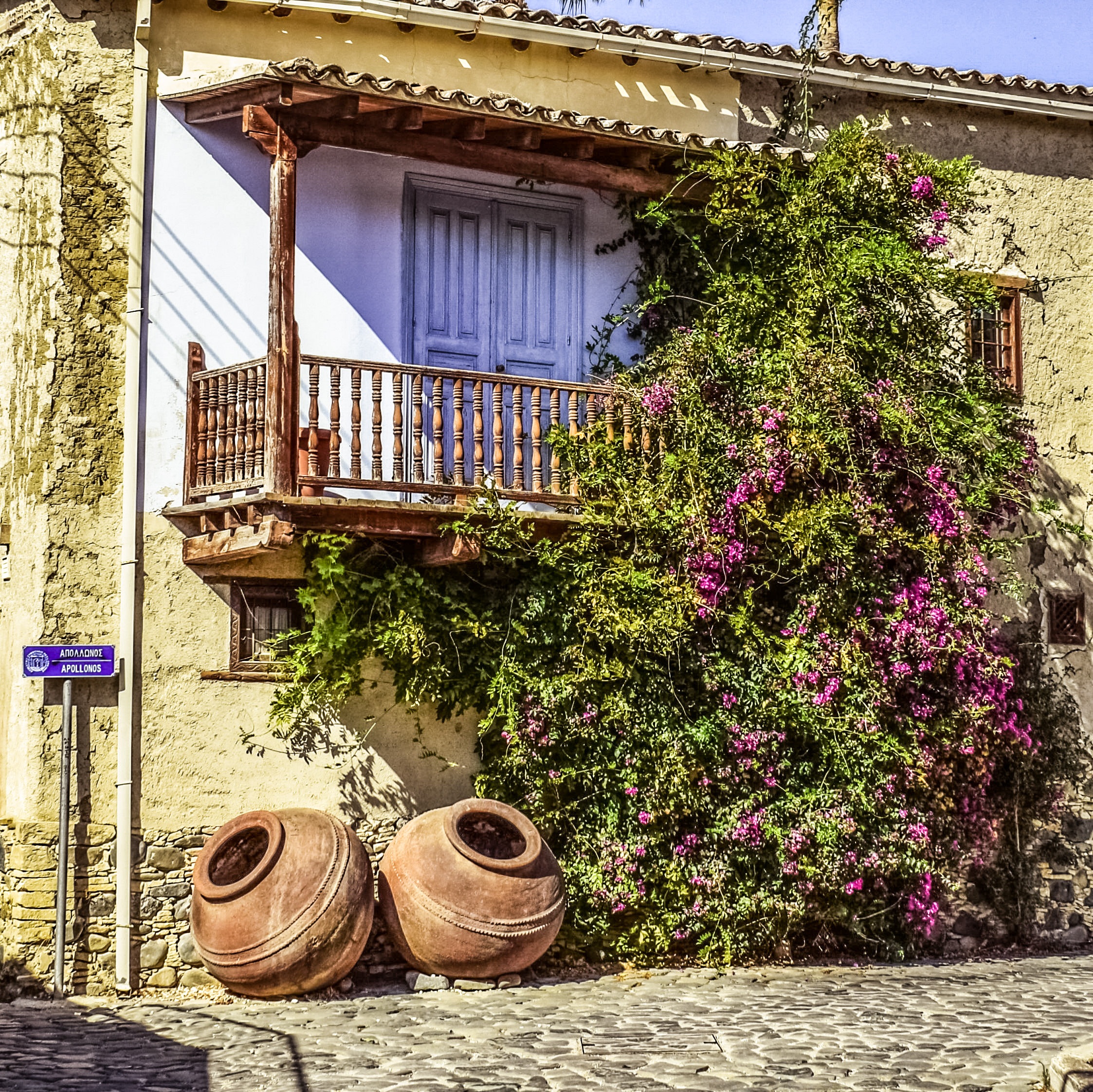 Old House Traditional Architecture and flowers free image download