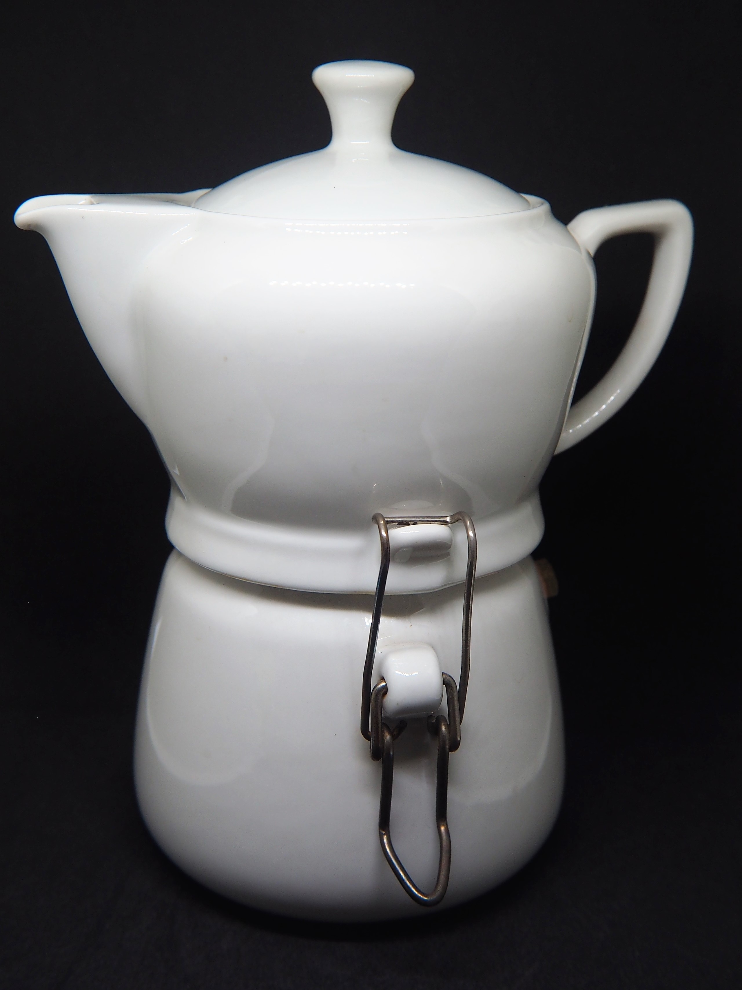 White tea kettle free image download