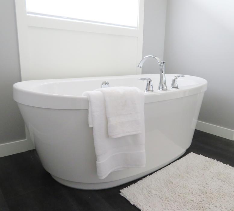 White Tub Bathroom free image download