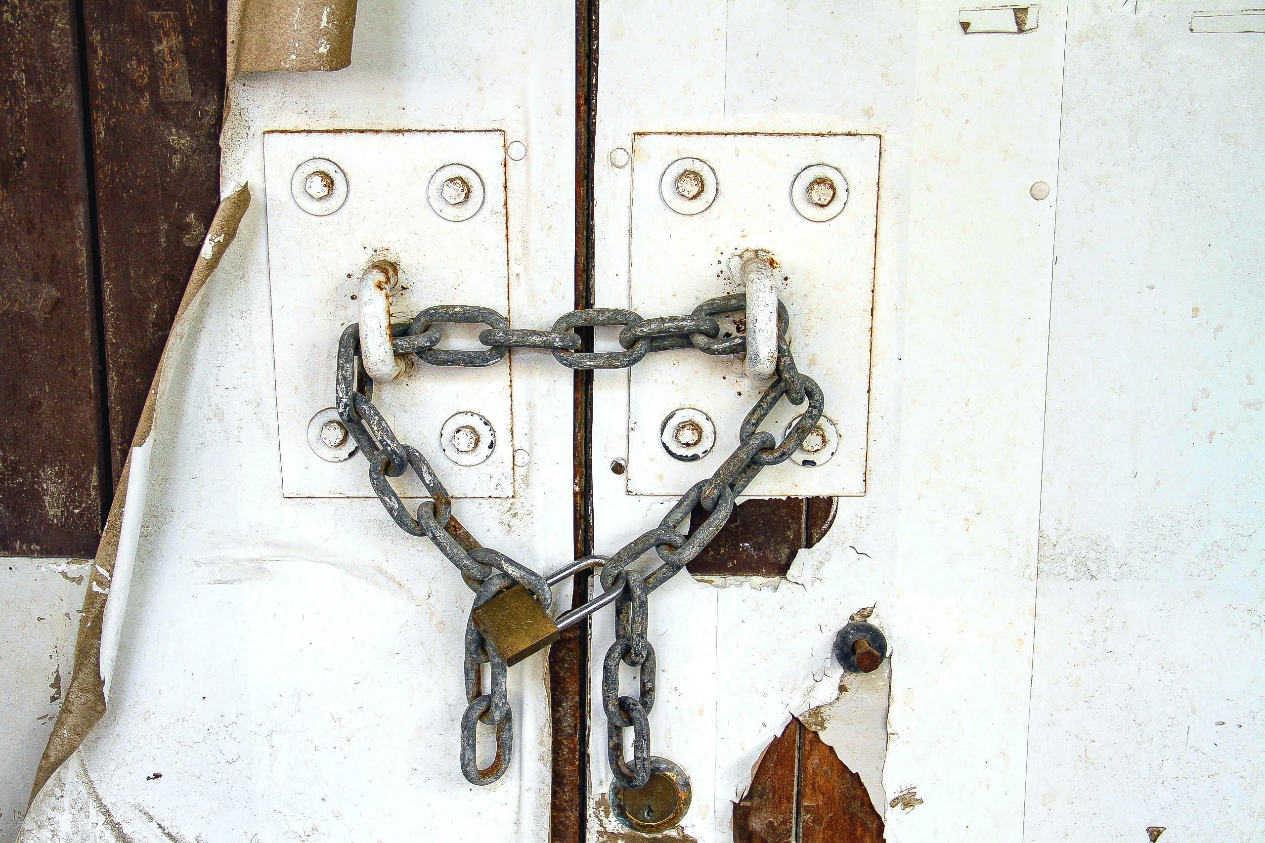 Metal chain Lock on Door free image download
