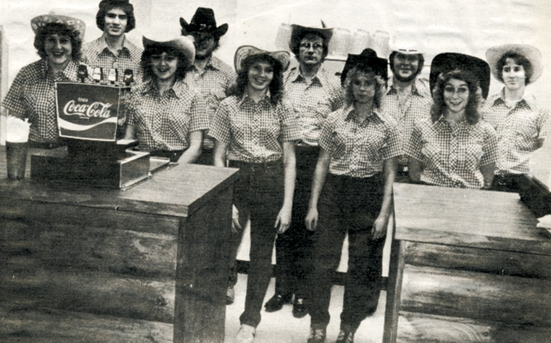 2nd restaurant opens in Orange City, IA and the buffet is introduced