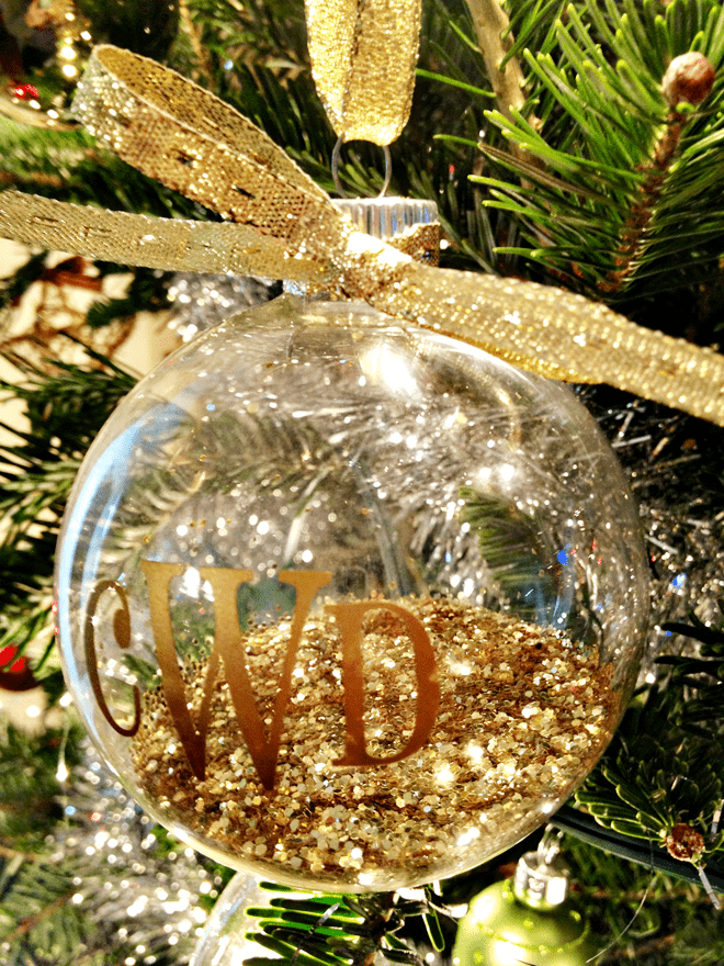 DIY Monogram Ornaments & Silhouette Black Friday Deals! Pizzazzerie